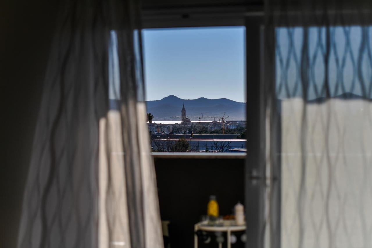 Spacious Apartment Nero With Free Parking Zara Esterno foto
